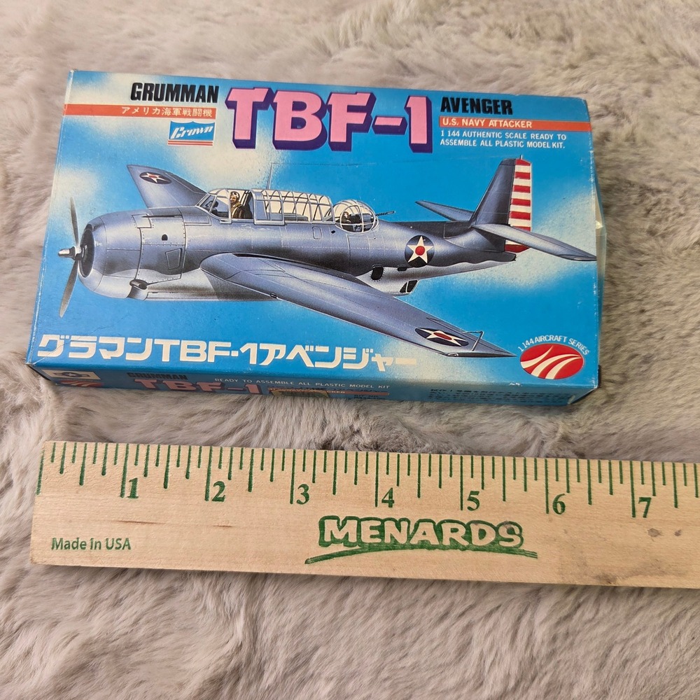 Vintage Crown Grumman TBF-1 Avenger 1/144 Scale Model Kit US Navy Attacker A3 - Picture 5 of 9